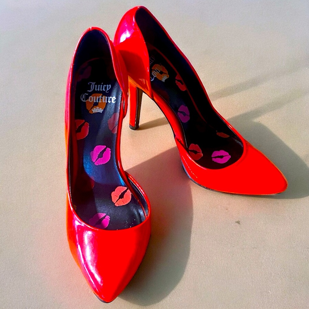 Juicy Couture Heels Red Kisses Signature Heels Size 6.5